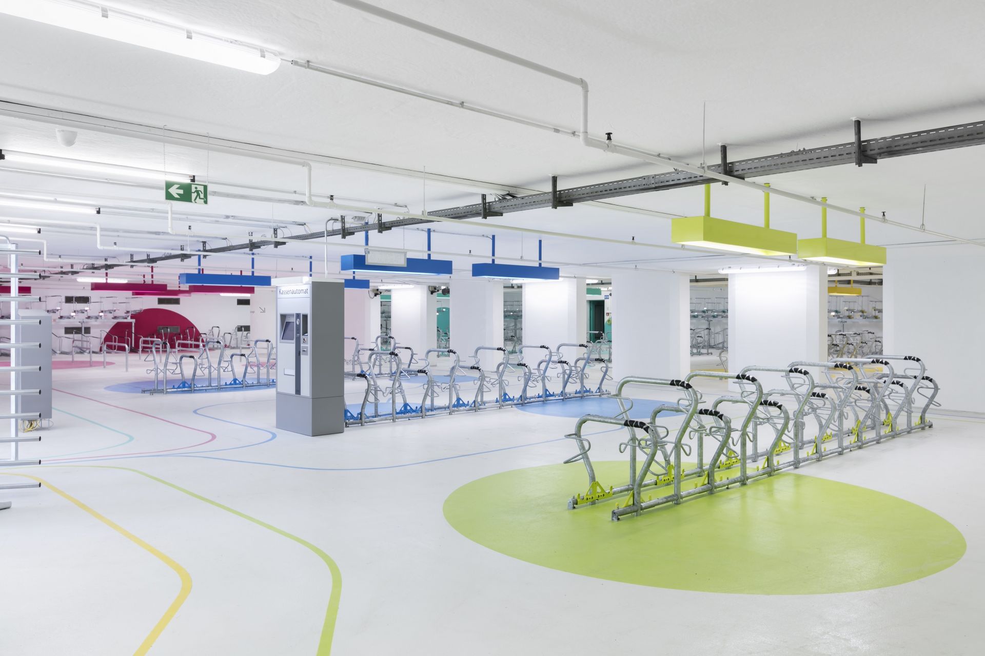 beta xxl fahrradständer BETA XXL Fahrradständer mit individuell wählbaren Stellplätzen für Fah – Rollerstop Rollerständer