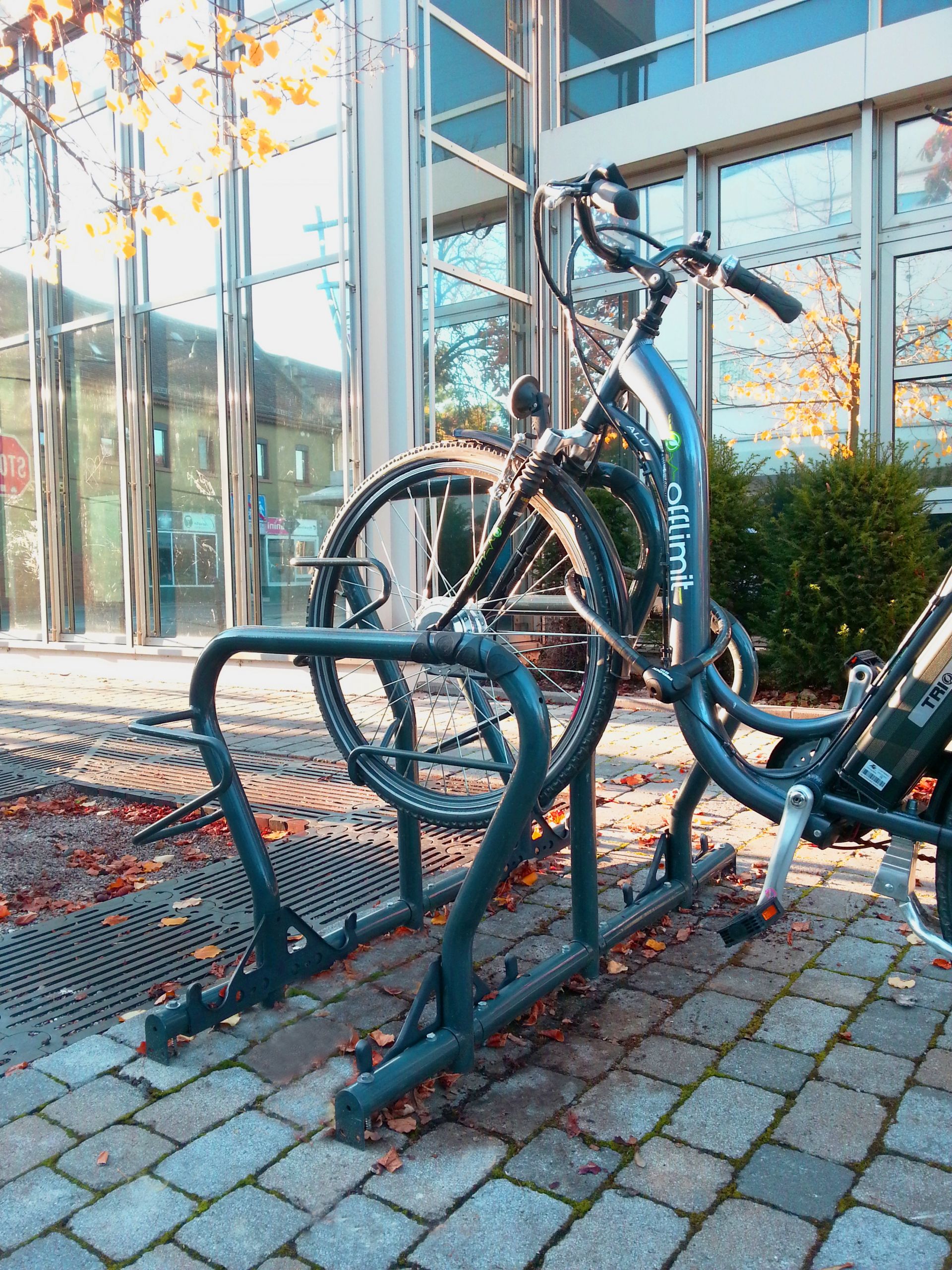 fahrradständer xxl BETA XXL Fahrradständer mit individuell wählbaren Stellplätzen für Fah – Rollerstop Rollerständer